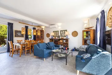 Villa for 12 Guests in Veli Lošinj
