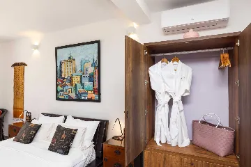 Villa for 12 Guests in Veli Lošinj