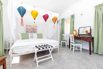 Villa for 12 Guests in Veli Lošinj