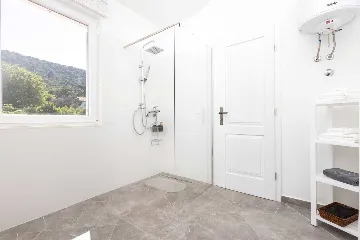 Villa for 12 Guests in Veli Lošinj