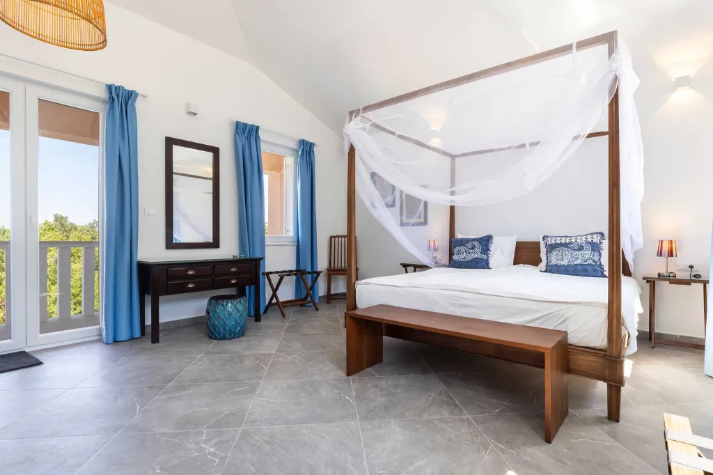 Villa for 12 Guests in Veli Lošinj