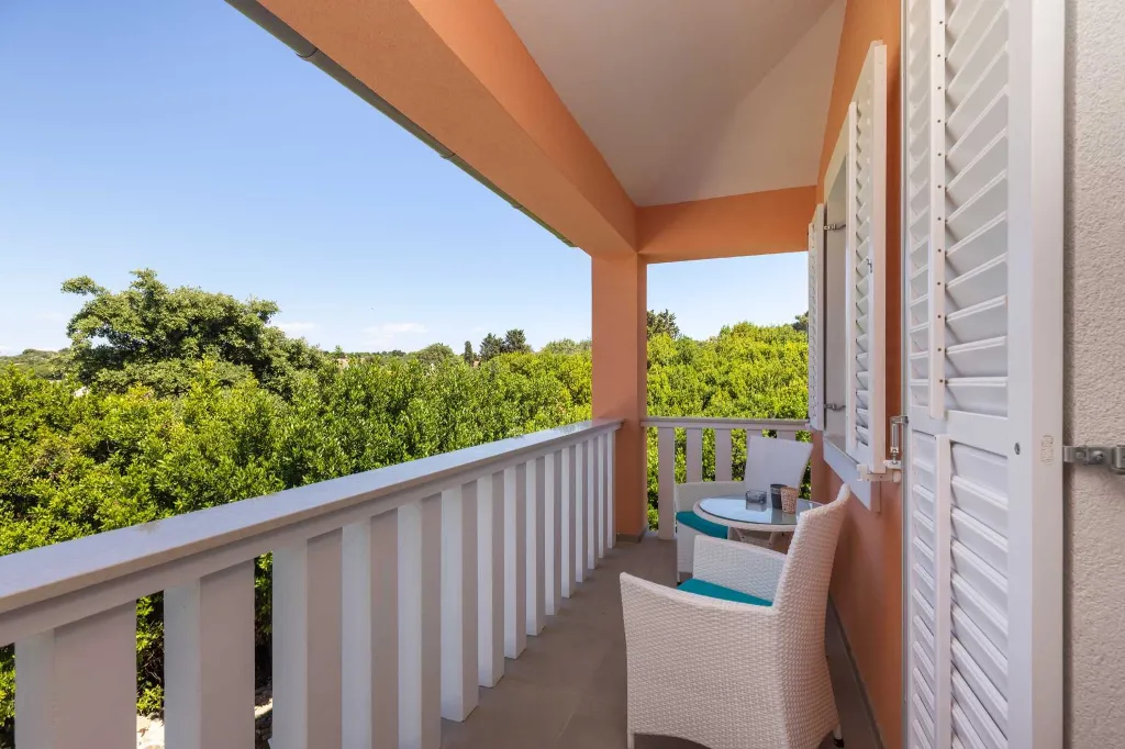 Villa for 12 Guests in Veli Lošinj
