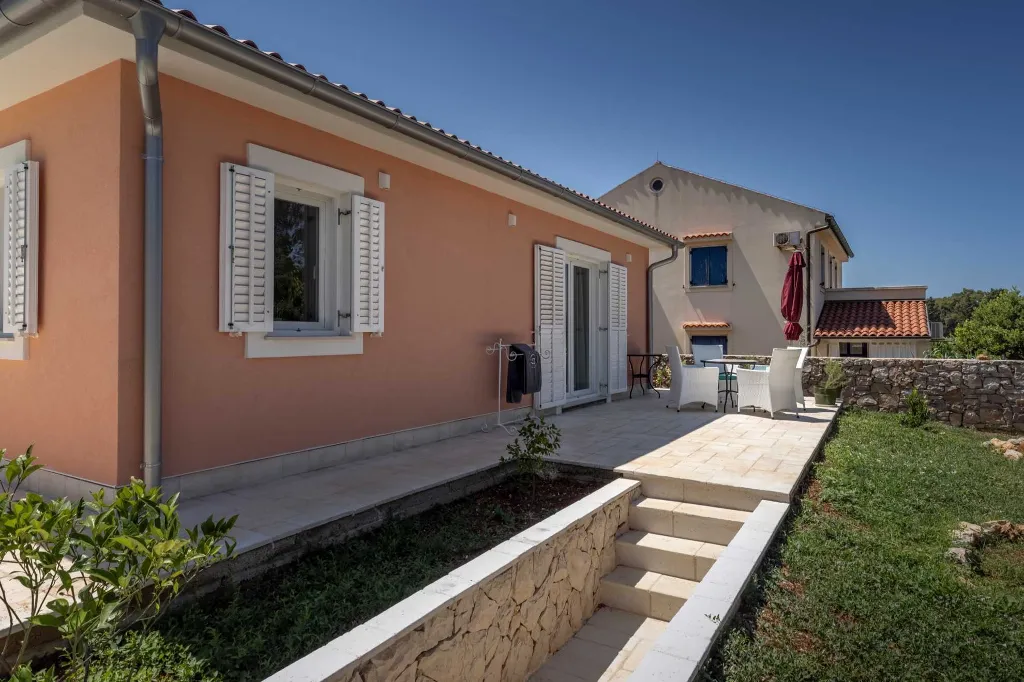 Villa for 12 Guests in Veli Lošinj
