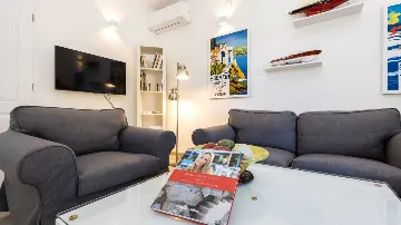 Villa for 12 Guests in Veli Lošinj