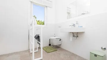 Villa for 12 Guests in Veli Lošinj