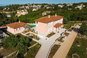 Villa for 12 Guests in Veli Lošinj