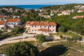 Villa for 12 Guests in Veli Lošinj