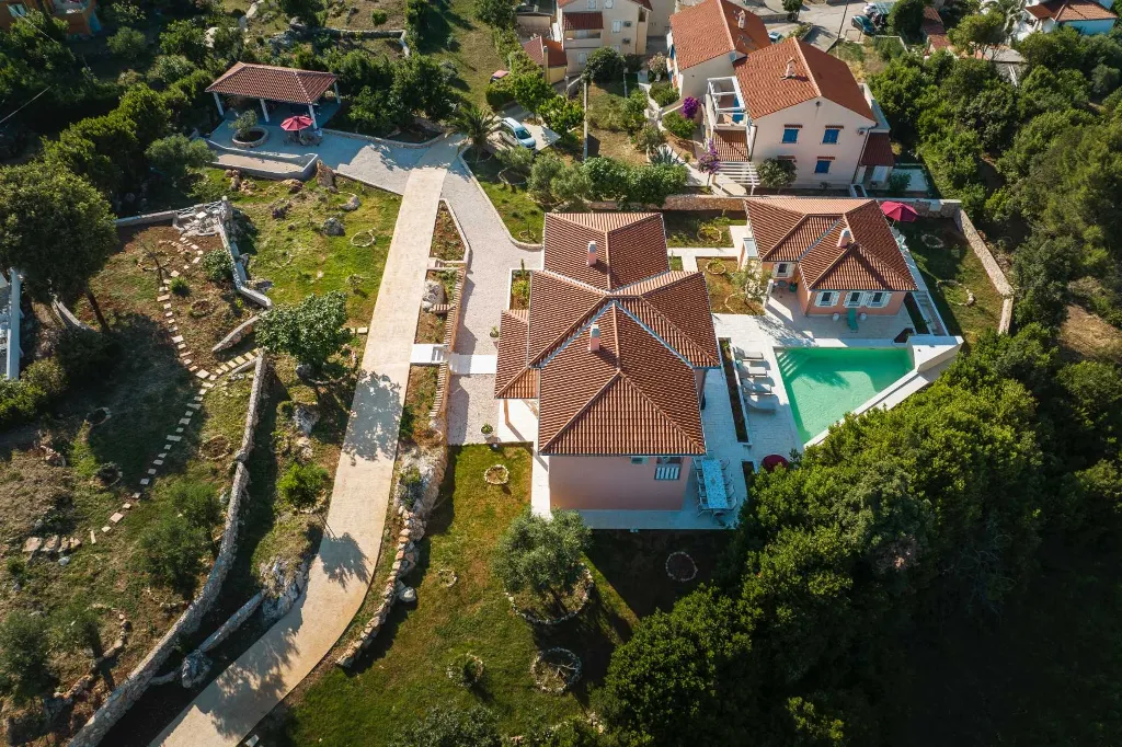 Villa for 12 Guests in Veli Lošinj
