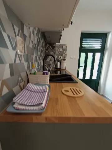 Apartment in Makarska with Sea-View Balcony