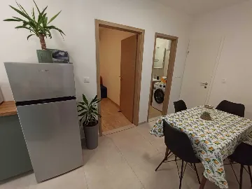 Apartment in Makarska with Sea-View Balcony