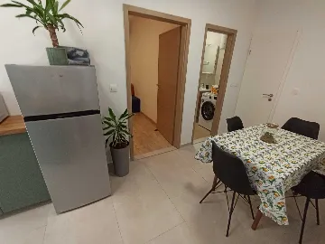 Apartment in Makarska with Sea-View Balcony