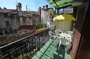 2-Bedroom Apartment in Rovinj for Up to 5