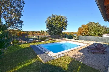 2-Bedroom Holiday House in Rovinj (Up to 5)