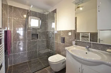 Rovinj 2-Bedroom Apartment with Balcony