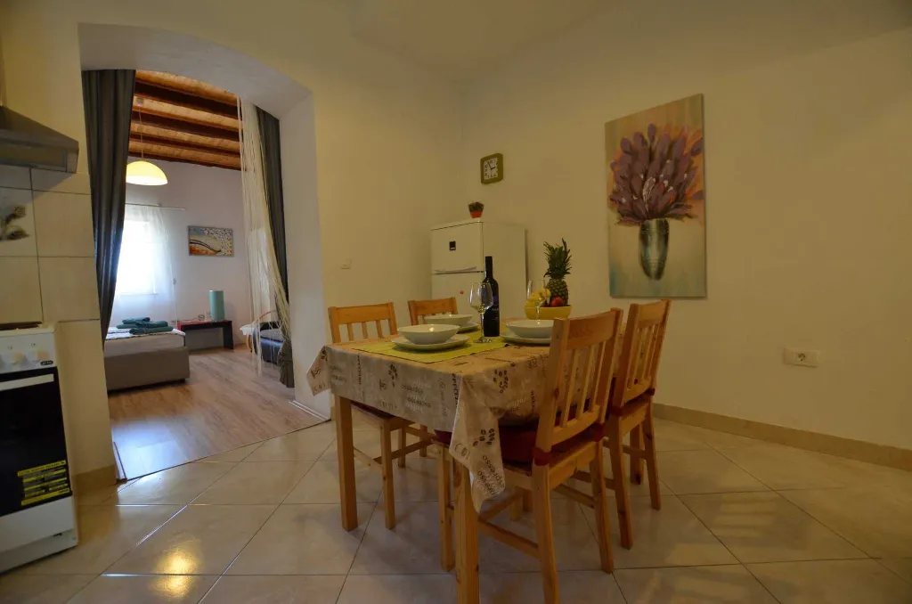 Rovinj 1-Bedroom Apartment for Up to 3 Guests