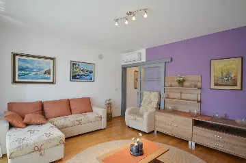 1-Bedroom Apartment in Rovinj for Up to 3 Guests