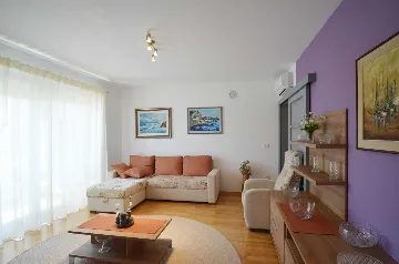 1-Bedroom Apartment in Rovinj for Up to 3 Guests