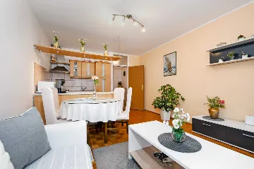 Rovinj 1-Bedroom Apartment for Up to 4