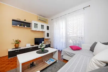 Rovinj 1-Bedroom Apartment for Up to 4