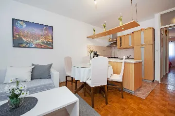 Rovinj 1-Bedroom Apartment for Up to 4