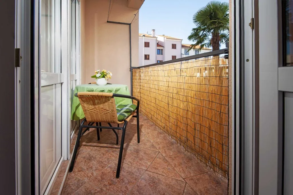 1-Bedroom Apartment in Rovinj (Sleeps 4)