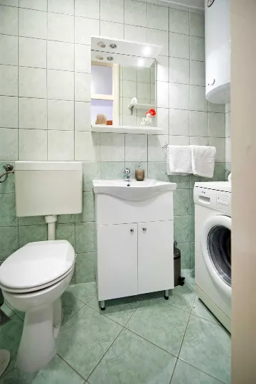 1-Bedroom Apartment in Rovinj (Sleeps 4)