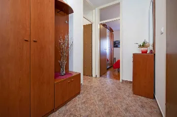 1-Bedroom Apartment in Rovinj (Sleeps 4)