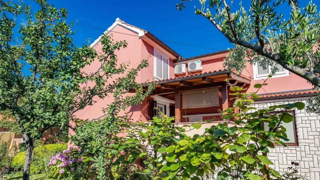 1-Bedroom Apartment in Baška for Up to 3 Guests