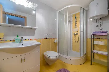 Studio in Baška for 2 Guests with Parking