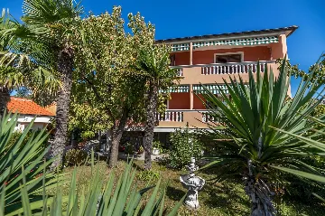 Studio in Baška for 2 Guests with Parking