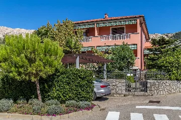 Studio in Baška for 2 Guests with Parking