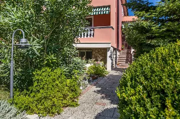 Studio in Baška for 2 Guests with Parking