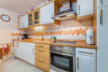 Baška 1-Bedroom Apartment with Terrace