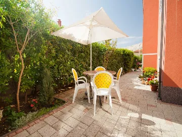 Baška 1-Bedroom Apartment with Terrace