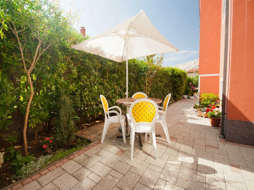 Baška 1-Bedroom Apartment with Terrace