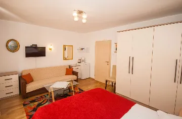 Room with Private Bathroom in Baška for 2 Guests
