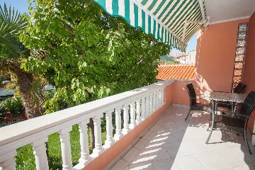 Room with Private Bathroom in Baška for 2 Guests
