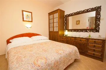 Room in Baška for 2 Guests with Private Bathroom
