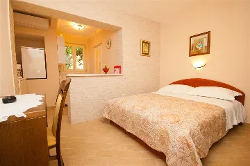 Room in Baška for 2 Guests with Private Bathroom