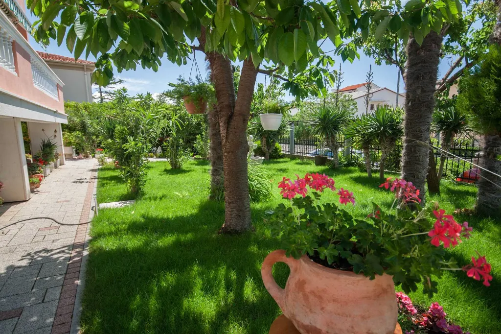 Room in Baška for 2 Guests with Private Bathroom
