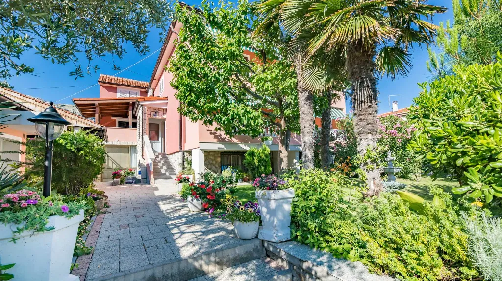 Room in Baška for 2 Guests with Private Bathroom