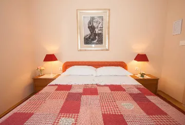 Private-House Room for 2 Guests in Baška