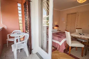 Private-House Room for 2 Guests in Baška