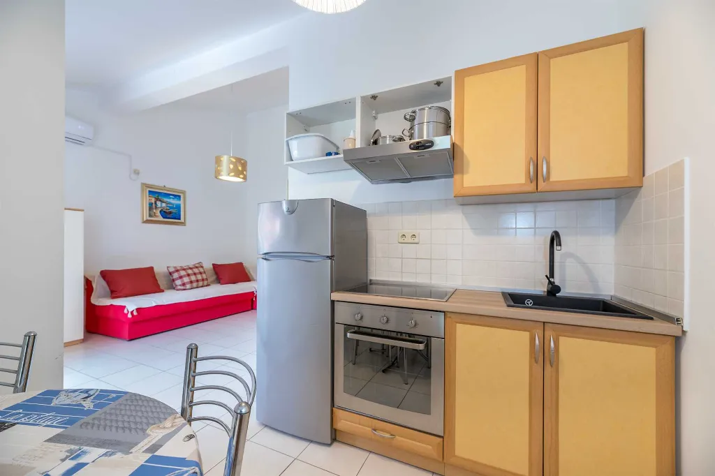 Two-Bedroom Apartment in Baška (Sleeps 6)