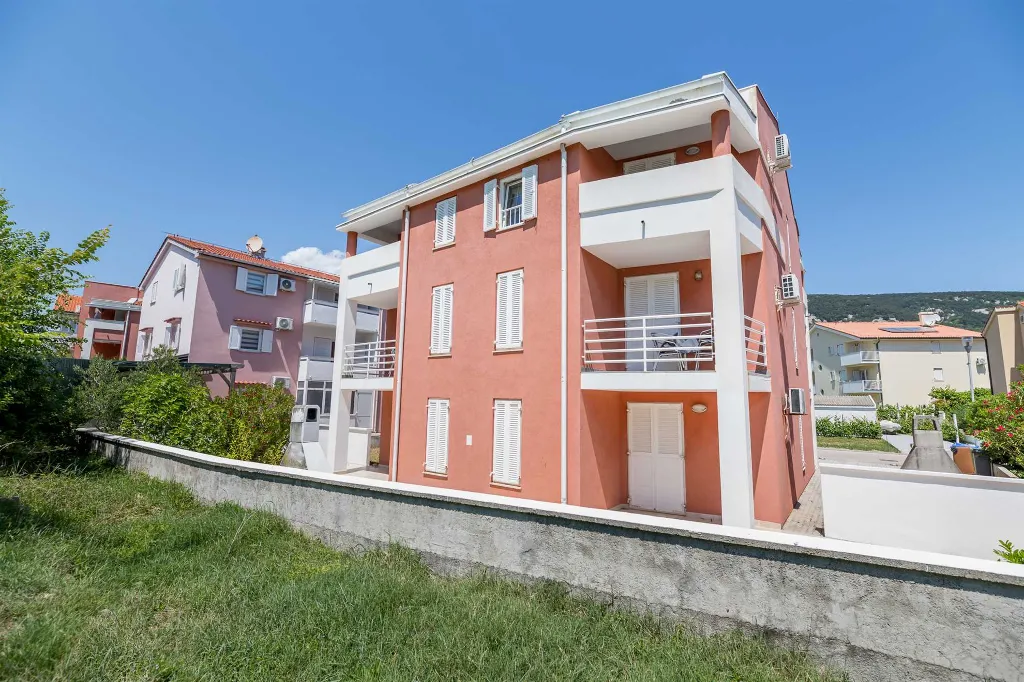 Two-Bedroom Apartment in Baška (Sleeps 6)