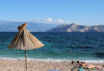 Two-Bedroom Apartment in Baška (Sleeps 6)