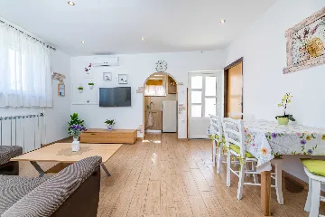 2-Bedroom Apartment in Baška for 4 Guests