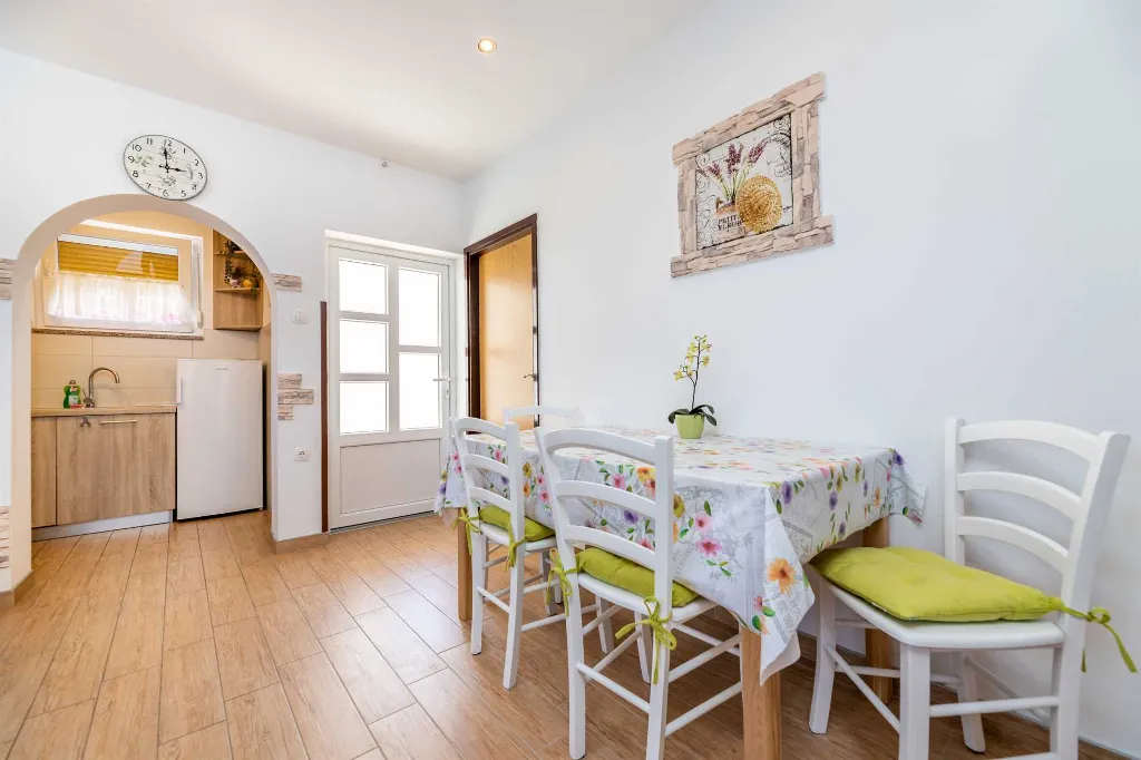 2-Bedroom Apartment in Baška for 4 Guests