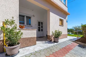 2-Bedroom Apartment in Baška for 4 Guests