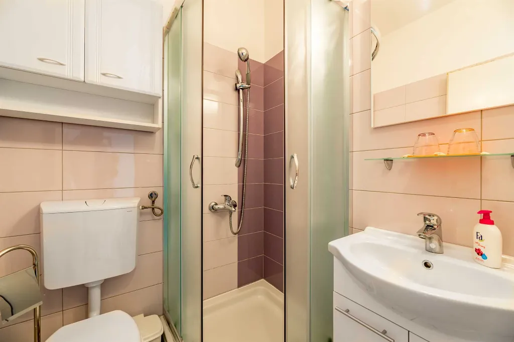 1-Bedroom Apartment in Baška with Outdoor Pool
